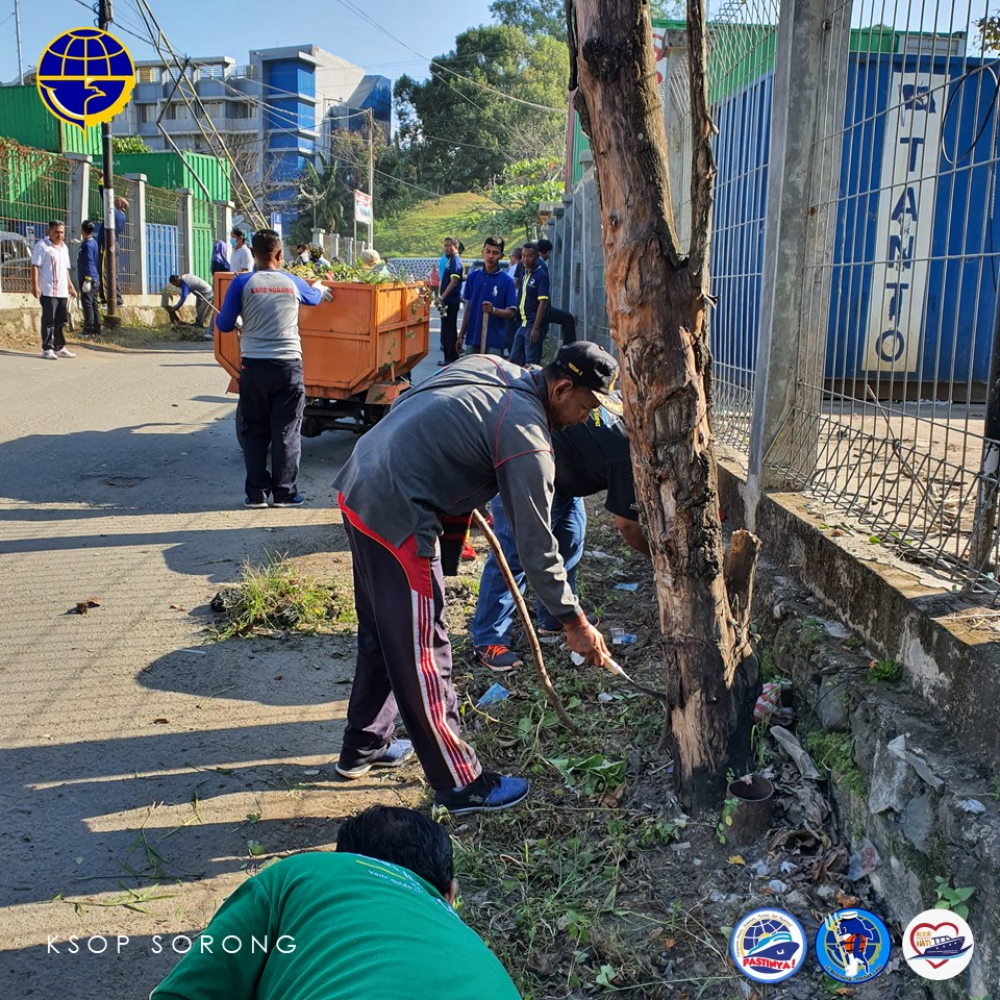 Kegiatan Jum'at Bersih