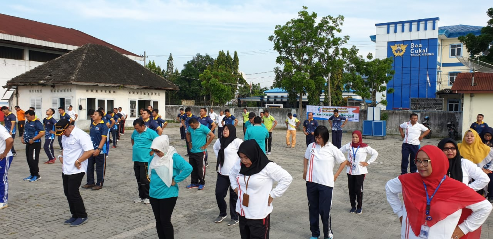 Senam Pagi Bersama Antar Instansi Terkait di Lingkungan Pelabuhan Teluk Nibung Tanjung Balai Asahan