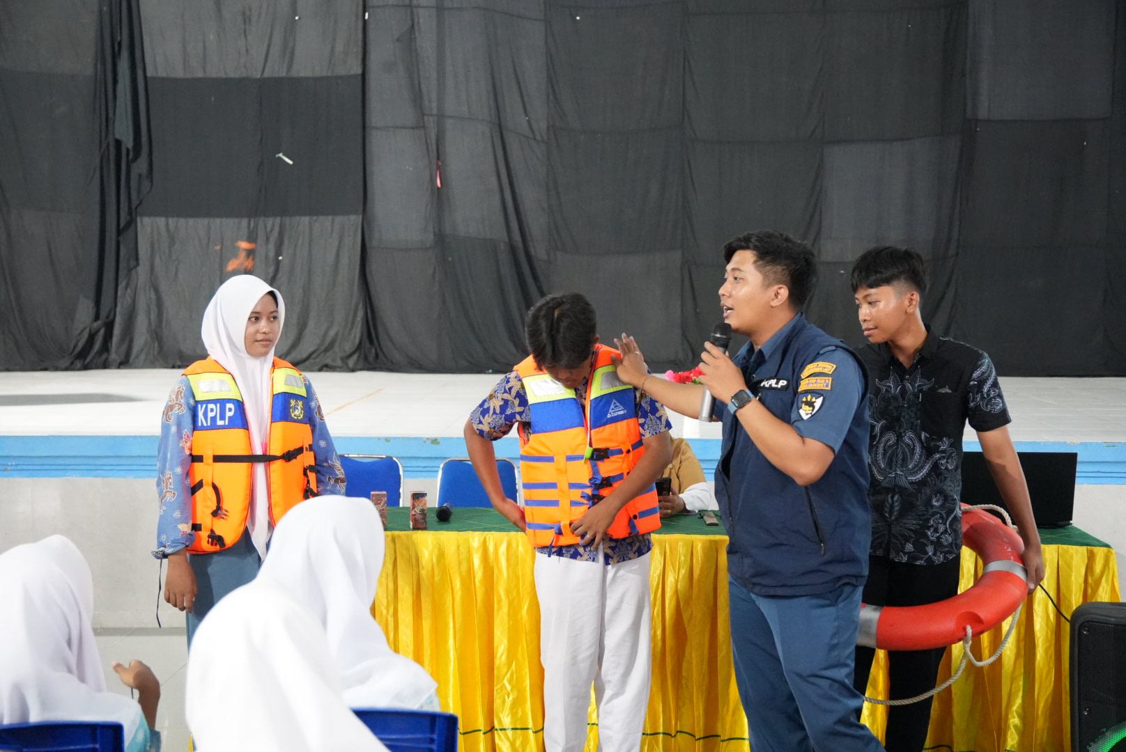 KSOP Kelas IV Kalianget Gelar Edukasi Keselamatan Pelayaran Sejak Dini di SMAN 1 Kalianget