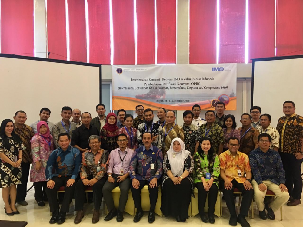 PERKUAT KESIAPSIAGAAN PENANGGULANGAN PENCEMARAN MINYAK DAN B3, INDONESIA AKAN RATIFIKASI KONVENSI OPRC D