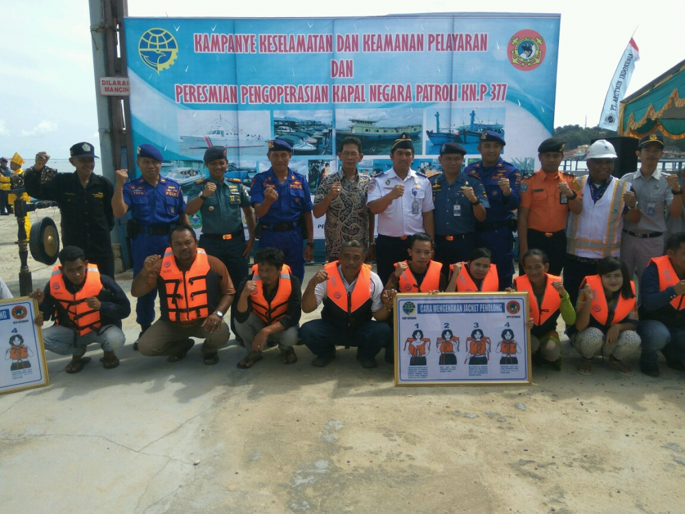 KAPAL PATROLI KPLP KN. P 377 RESMI DIOPERASIKAN DUKUNG KESELAMATAN PELAYARAN