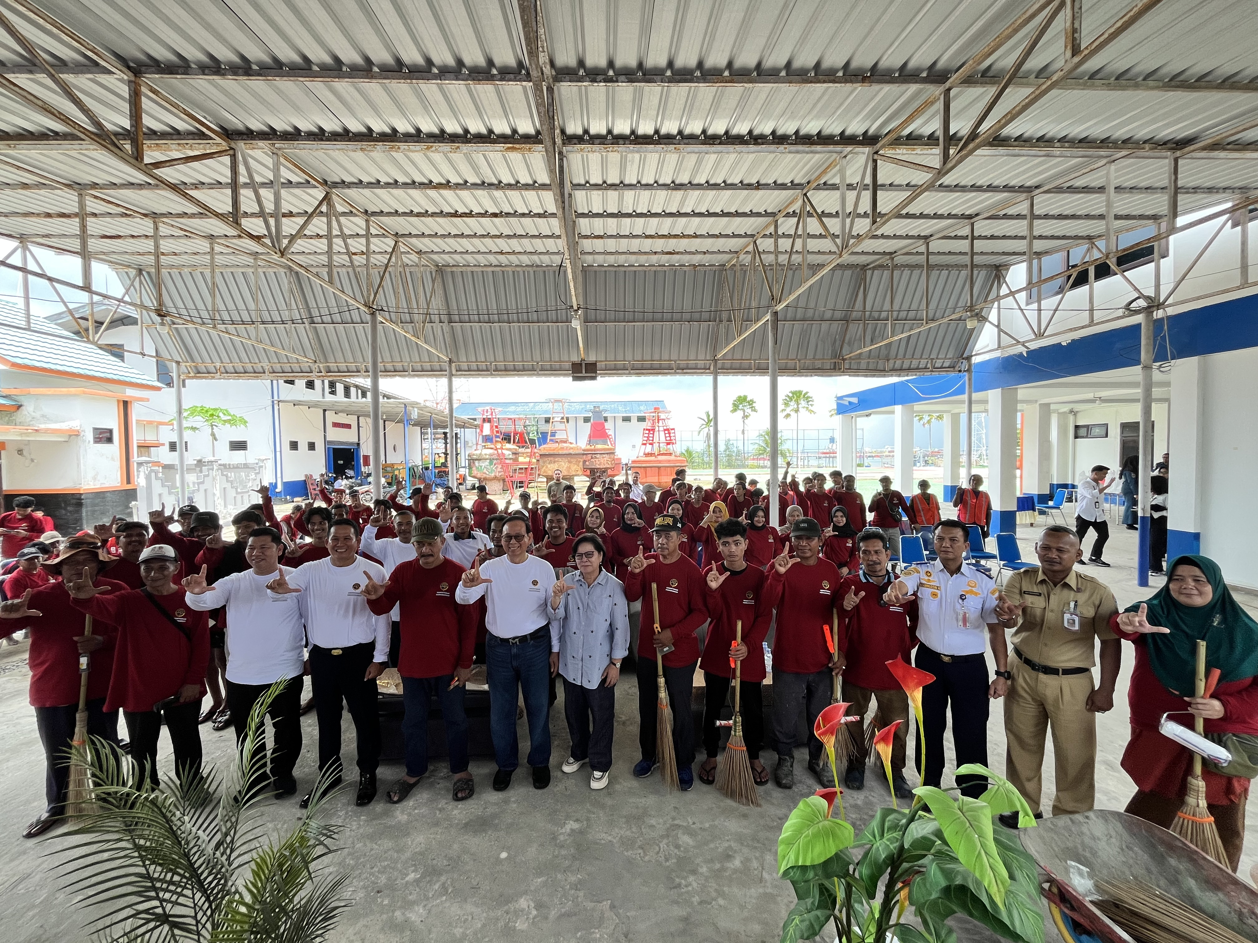 KEGIATAN PADAT KARYA DISTRIK NAVIGASI TIPE A KELAS III TARAKAN