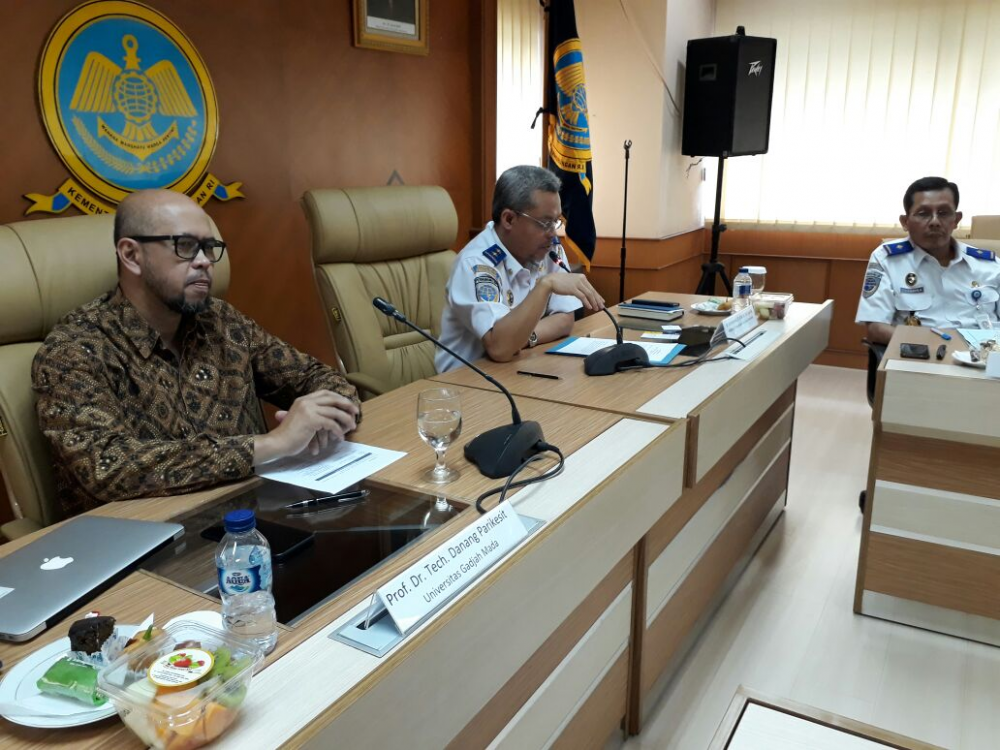 KEMENHUB GELAR FGD PERENCANAAN DAN PENGEMBANGAN PELABUHAN INDONESIA 25/