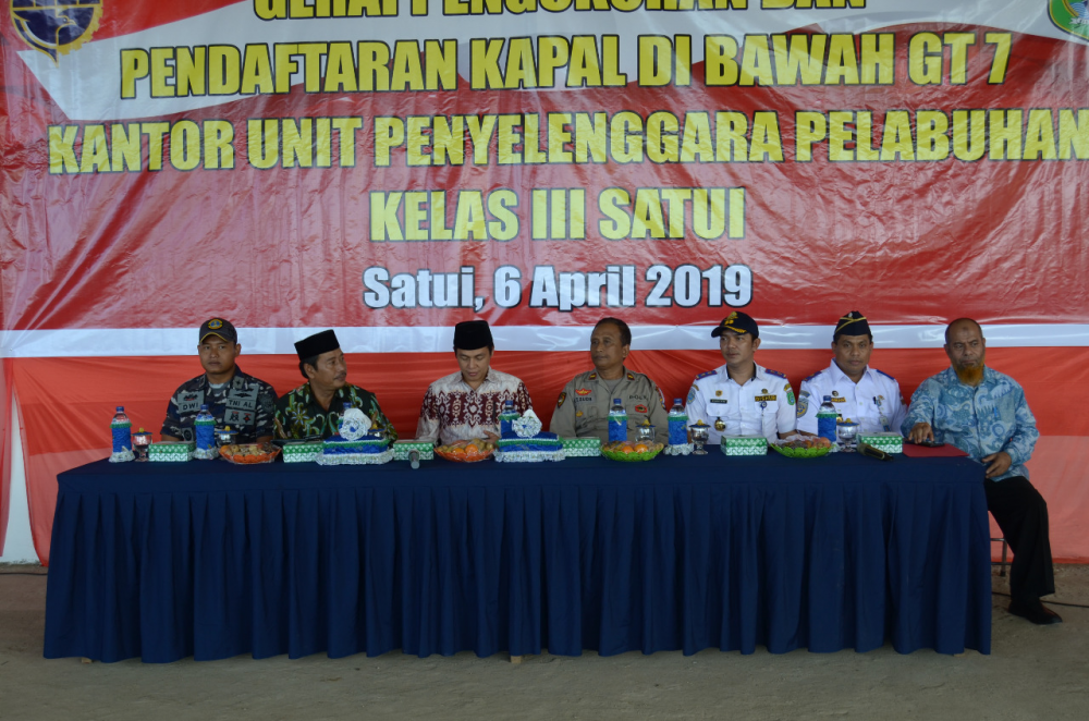KEMENHUB BERIKAN LAYANAN PENGUKURAN KAPAL DI BAWAH GT 7 GRATIS BAGI NELAYAN SATUI KALIMANTAN SELATAN