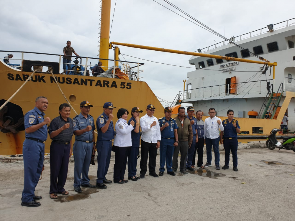 KAPAL KM. KENDHAGA NUSANTARA 11 RESMI BEROPERASI LAYANI TRAYEK TOL LAUT T-13 DAN T-14