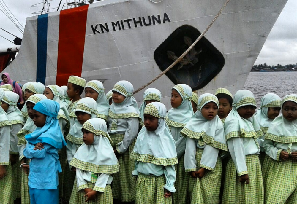 DISTRIK NAVIGASI SAMARINDA TERIMA KUNJUNGAN ANAK TK 01/02/2017