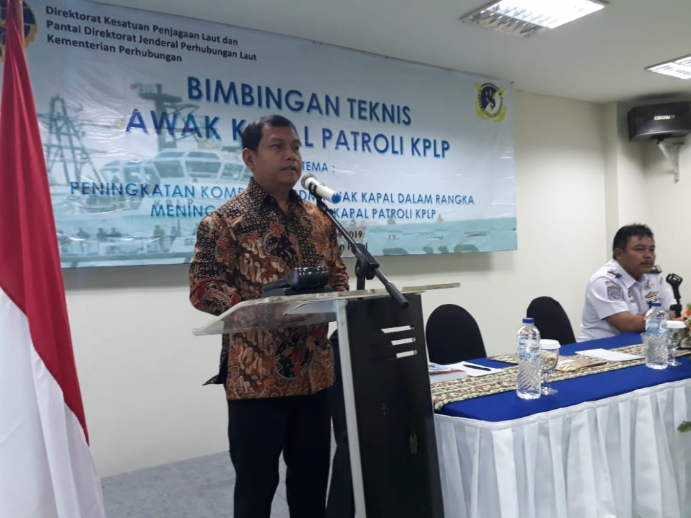 AWAK KAPAL PATROLI GARDA TERDEPAN PENEGAKAN HUKUM DAN KESELAMATAN PELAYARAN