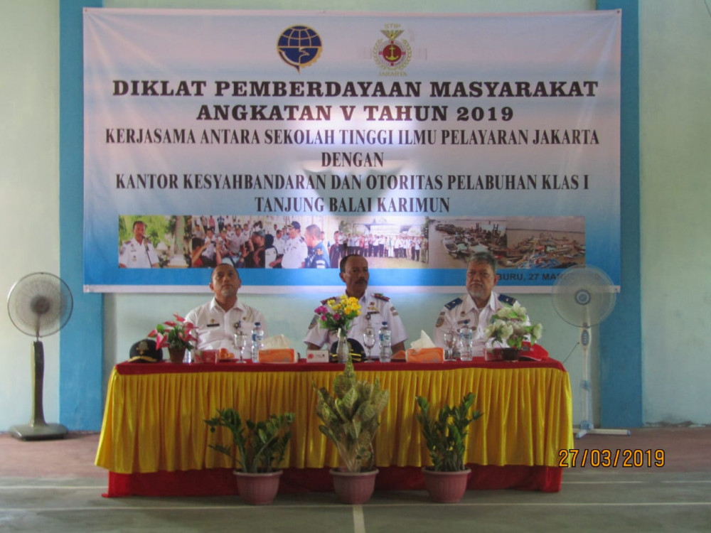 KEMENHUB GELAR DIKLAT PEMBERDAYAAN MASYARAKAT DI PULAU BURU KEPULAUAN RIAU