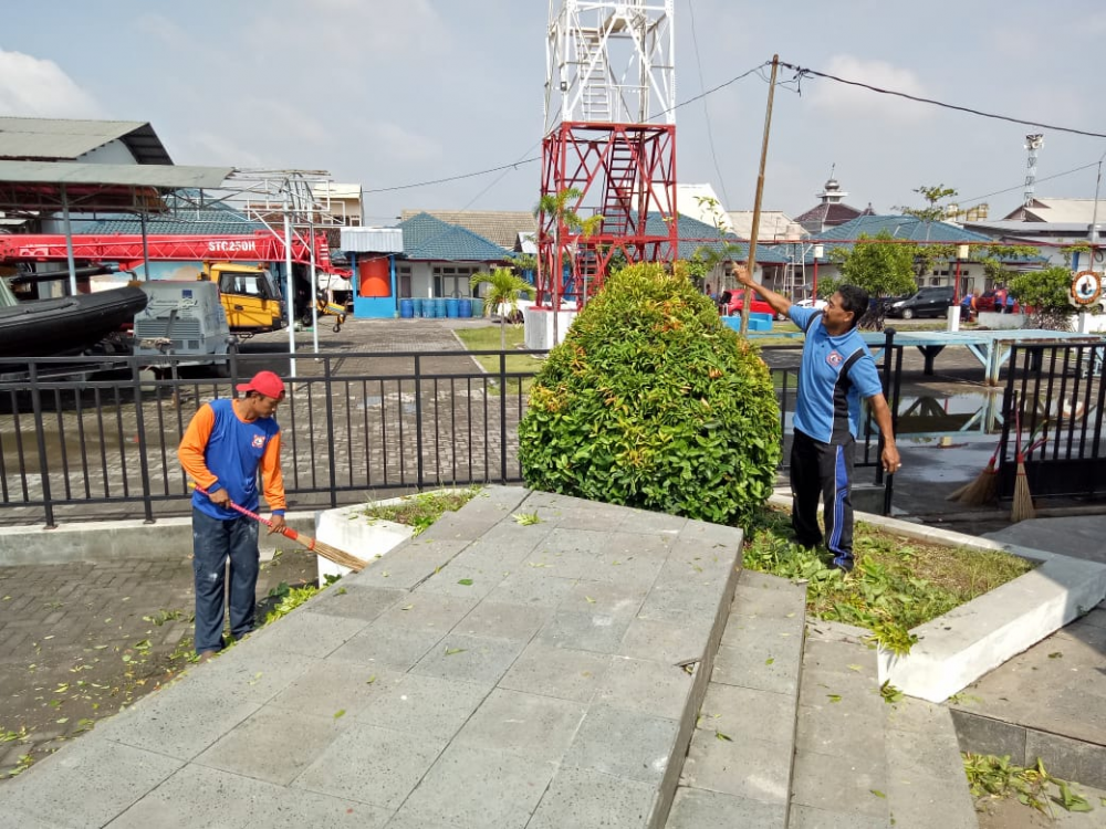 LIBATKAN MASYARAKAT SEKITAR, KEMENHUB GELAR PADAT KARYA DI SEMARANG 22/
