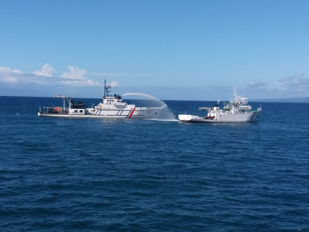 TIGA KAPAL PATROLI KEMENHUB BERHASIL ATASI TUMPAHAN MINYAK DARI KECELAKAAN KAPAL DI BITUNG SULAWESI UTARA