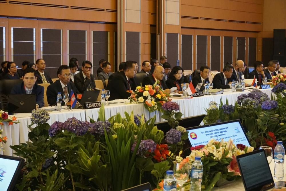 BERPERAN AKTIF DI FORUM KERJASAMA ASEAN BIDANG TRANSPORTASI, INDONESIA PERKUAT POSISINYA SEBAGAI POROS M