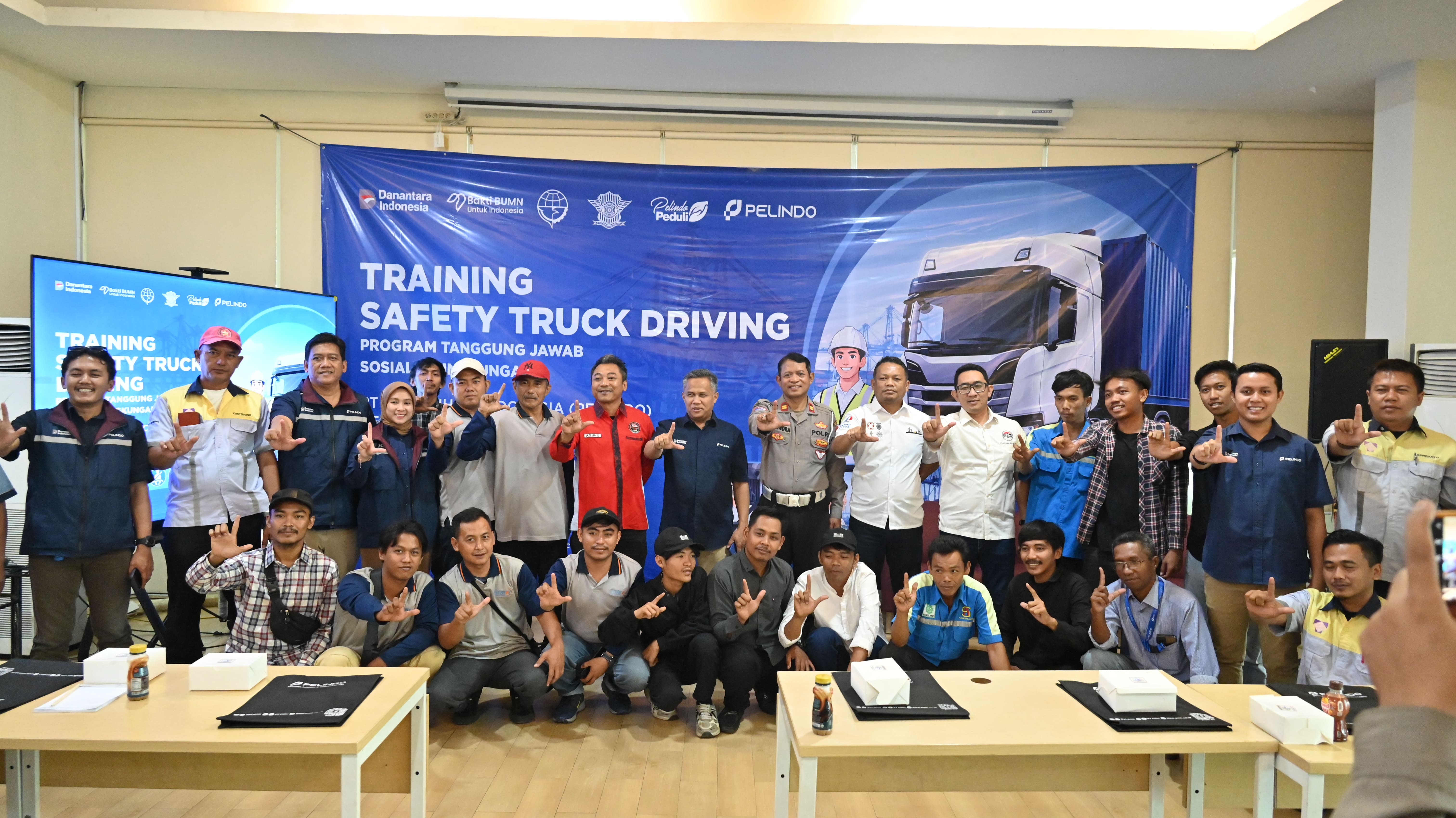 KSOP Utama Tanjung Priok Tingkatkan Kesadaran Keselamatan Pengemudi melalui Safety Truck Driving Training