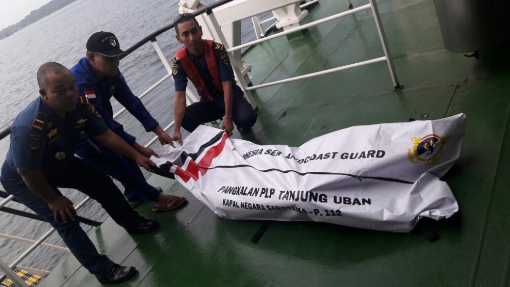 Kapal Kemenhub Temukan Lagi 2 Jenazah TKI Korban Kapal Kayu Tenggelam di Batam ‎