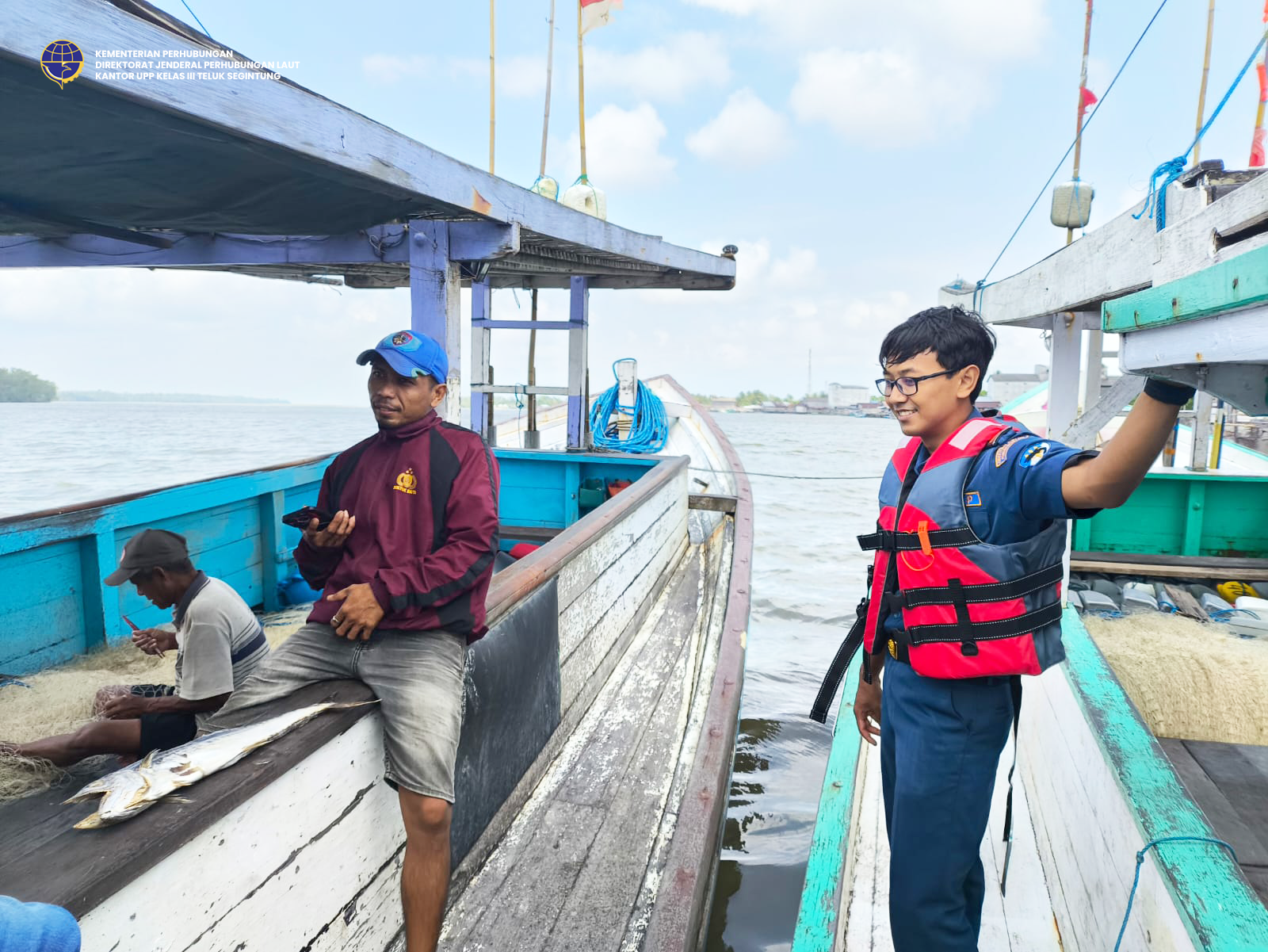 Semangat Kemerdekaan, Kantor UPP Kelas III Teluk Segintung Perkuat Keselamatan & Keamanan Pelayaran Melalui Patroli Rutin