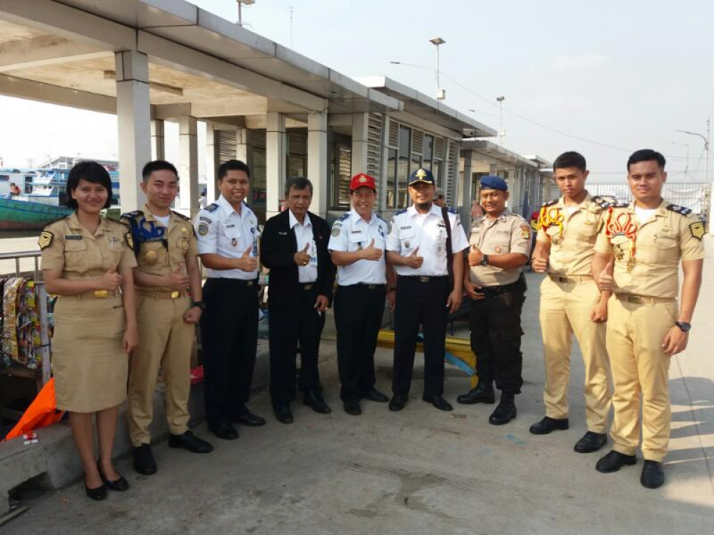 Ditjen Hubla dukung sosialisasi keselamatan pelayaran oleh Taruna STIP di Pelabuhan Muara Angke, Jakarta