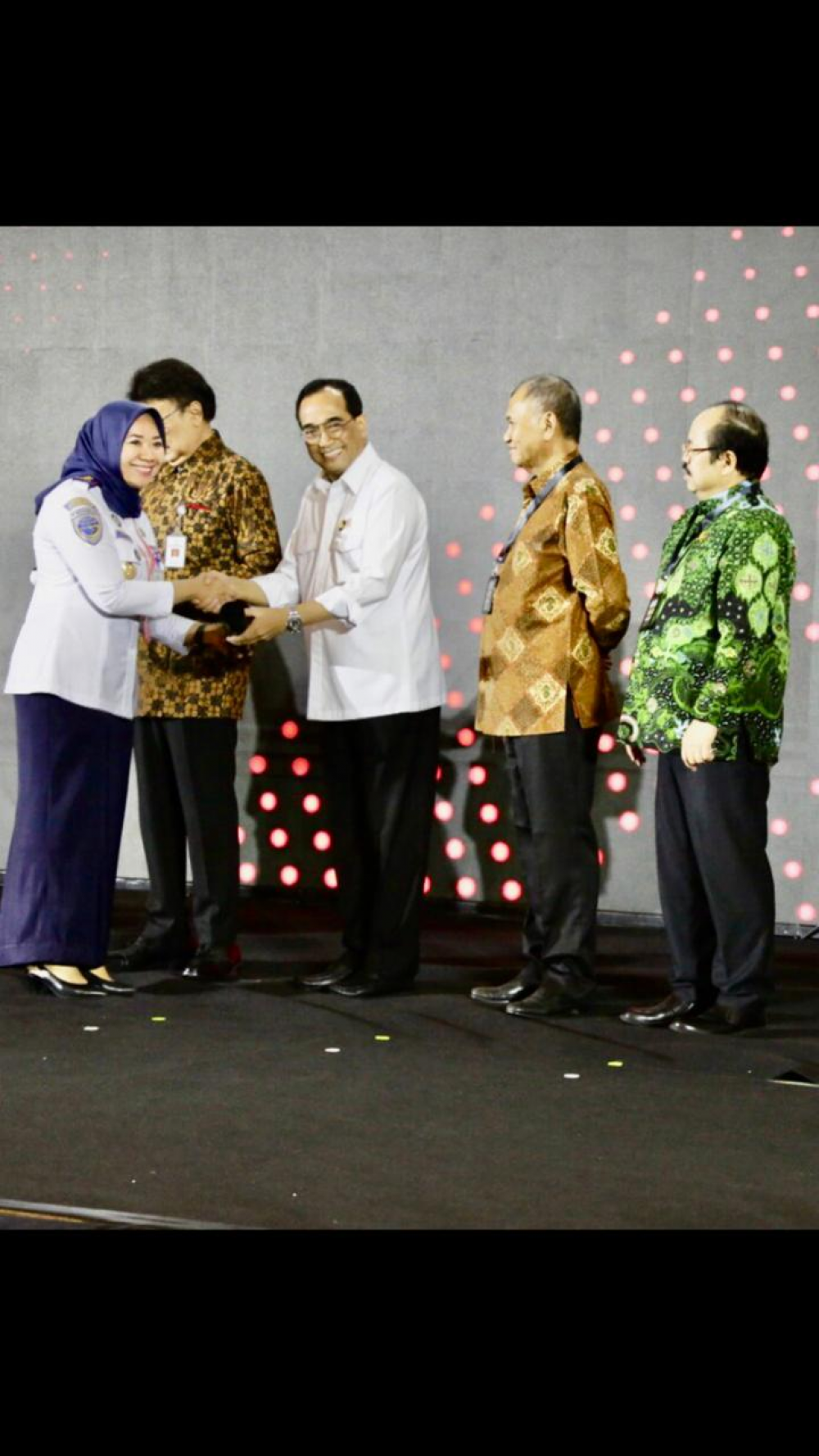 BKKP RAIH PENGHARGAAN ZONA INTEGRITAS MENUJU WBK DARI KEMENPAN-RB 11/12