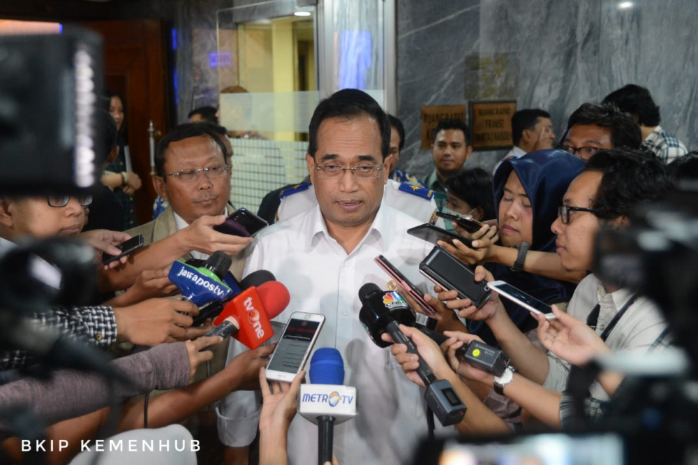 MENHUB SAMPAIKAN BELASUNGKAWA ATAS KEJADIAN DI KM TIDAR YANG MENELAN KORBAN