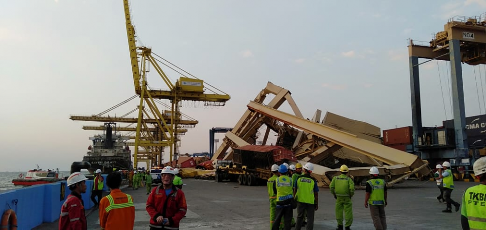 KSOP TANJUNG EMAS PASTIKAN PELAYANAN OPERASIONAL PELABUHAN BERJALAN NORMAL PASCA INSIDEN KAPAL MV. SOUL