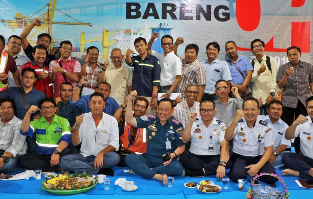 CANGKRUK BARENG OP PERAK BEKERJA DENGAN HATI, TULUS IKHLAS MELAYANI 26/