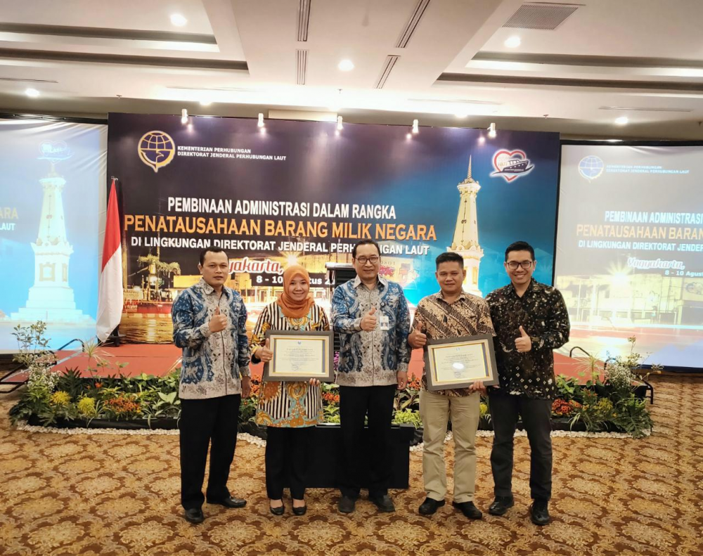 KEMENHUB BERIKAN PENGHARGAAN KEPADA BKKP ATAS KEBERHASILANNYA MENYELESAIKAN PENETAPAN STATUS BMN DI LIN