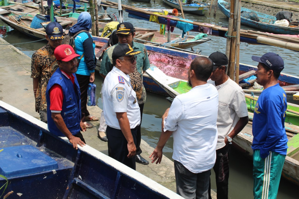 PERCEPATAN SERTIFIKASI KAPAL PENANGKAP IKAN, SYAHBANDAR TANJUNG PERAK PROAKTIF DEKATI NELAYAN