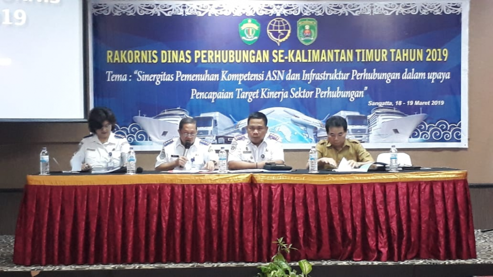 PENATAAN DAN PENINGKATAN SDM DITJEN HUBLA UNTUK MENGHADAPI TANTANGAN STRATEGIS SEKTOR TRANSPORTASI LAUT