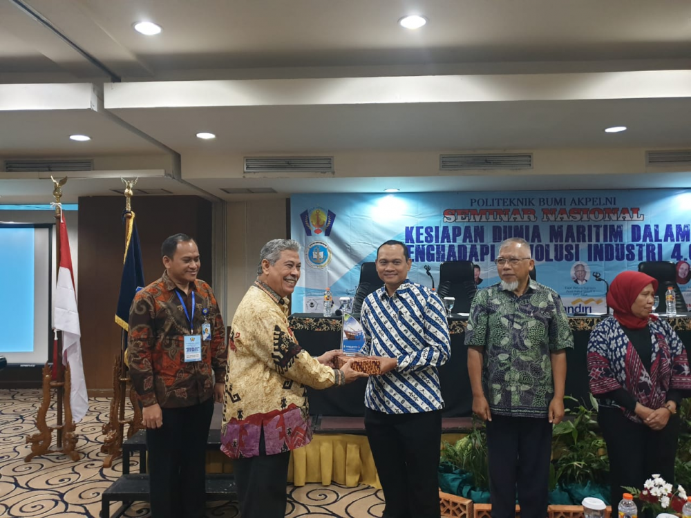 KEMENHUB DORONG MARITIM INDONESIA SIAP HADAPI REVOLUSI INDUSTRI 4.0 24/