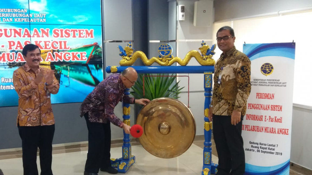 KEMENHUB LUNCURKAN PENGGUNAAN SISTEM INFORMASI E-PAS KECIL DI PELABUHAN MUARA ANGKE