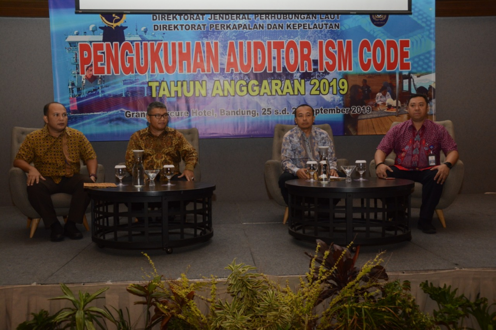 AUDITOR MANAJEMEN KESELAMATAN KAPAL HARUS MILIKI KOMPETENSI MEMADAI 25/