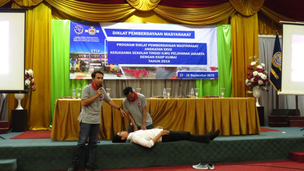 900 ORANG PESERTA IKUTI DIKLAT DPM YANG DIGELAR KSOP KUMAI DAN STIP JAKARTA