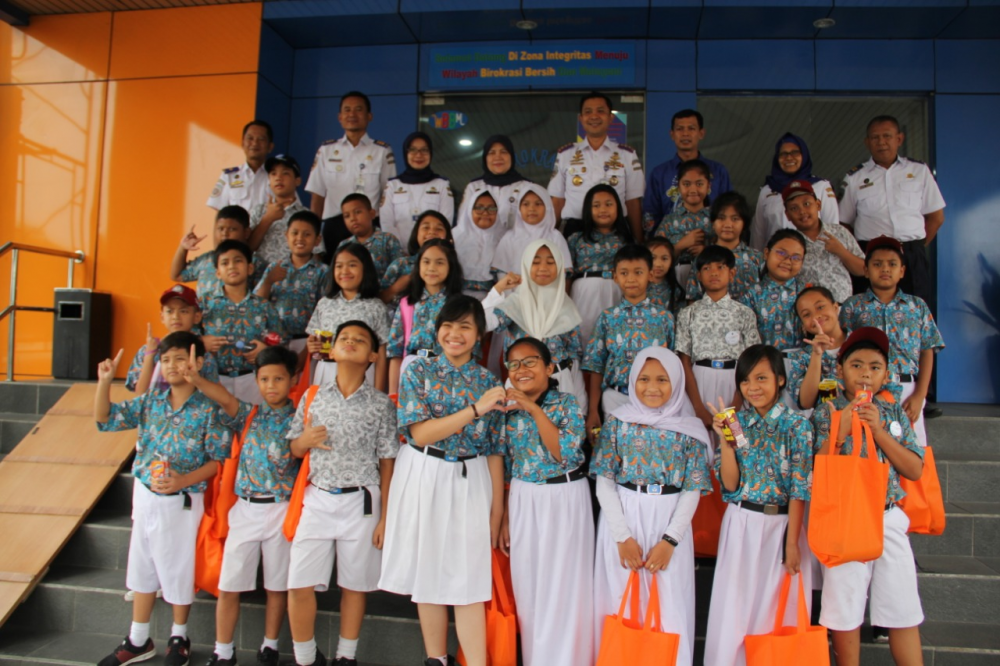 PENINGKATAN PELAYANAN PENUMPANG, OTORITAS PELABUHAN TANJUNG PRIOK LUNCURKAN PROGRAM “SAYANG ANAK”