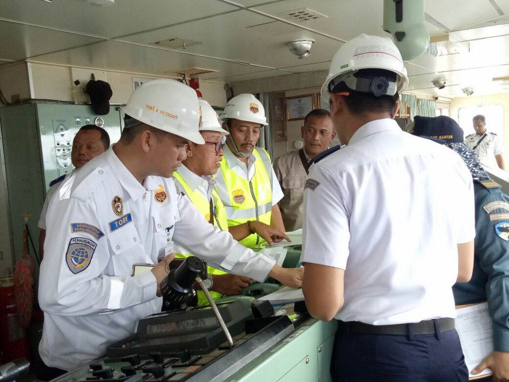 LIMA PULUH ENAM KAPAL DI BANTEN SIAP MELAYANI ANGKUTAN LAUT NATAL 2017 DAN TAHUN BARU 2018