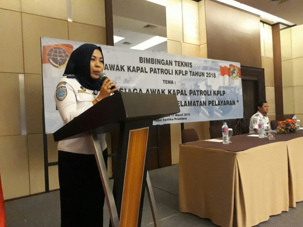 AWAK KAPAL PATROLI KPLP SEBAGAI GARDA TERDEPAN PENEGAK KESELAMATAN PELAYARAN