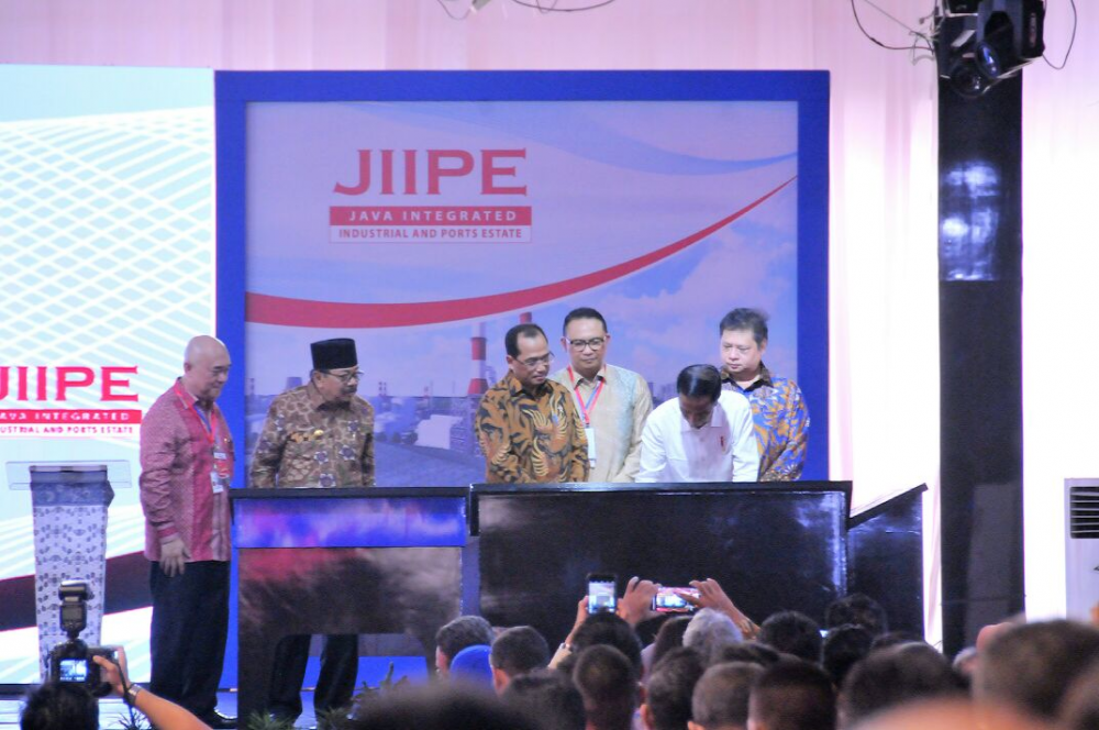 DIRESMIKAN PRESIDEN JOKO WIDODO, 11 KAPAL PENDUKUNG TOL LAUT SEGERA DIOPERASIKAN LAYANI MASYARAKAT
