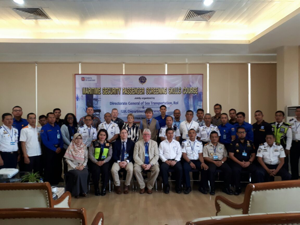 TINGKATKAN KERJASAMA BIDANG MARITIME SECURITY, KEMENHUB DAN PEMERINTAH INGGRIS GELAR PELATIHAN MARITIME