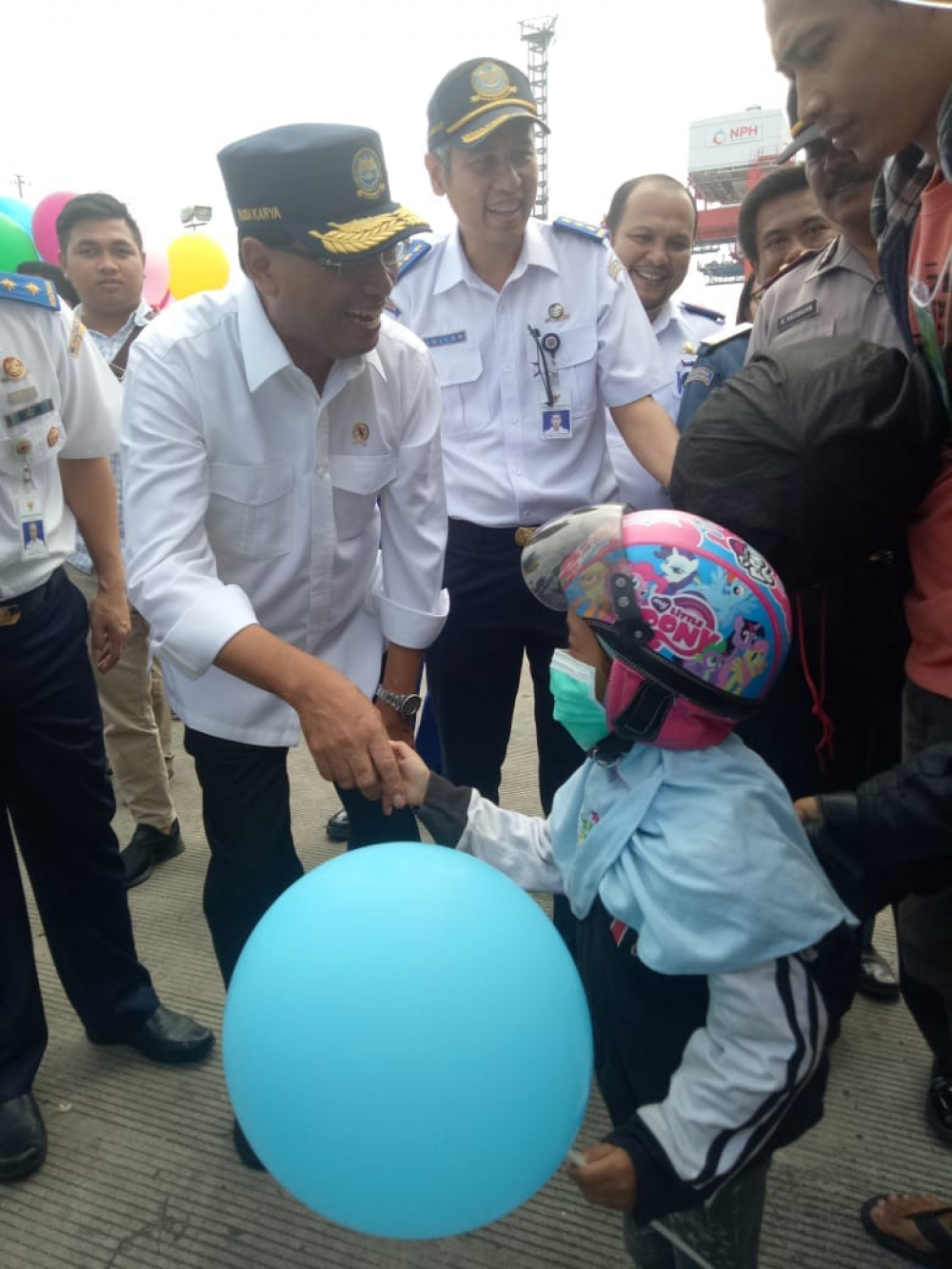 OKUPANSI MUDIK GRATIS PADA ARUS BALIK CAPAI 75 PERSEN, MENHUB TAHUN DEPAN SAYA AKAN TINGKATKAN PELAYANAN