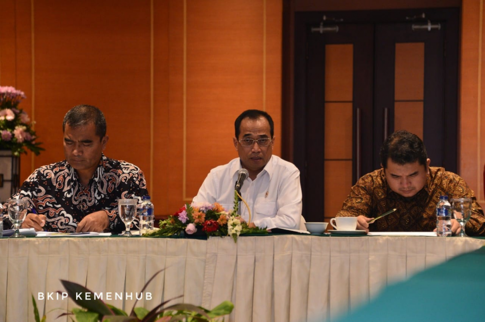 JELANG 4 TAHUN TOL LAUT, PEMERINTAH OPTIMALISASIKAN TOL LAUT UNTUK ANGKUT SEMEN