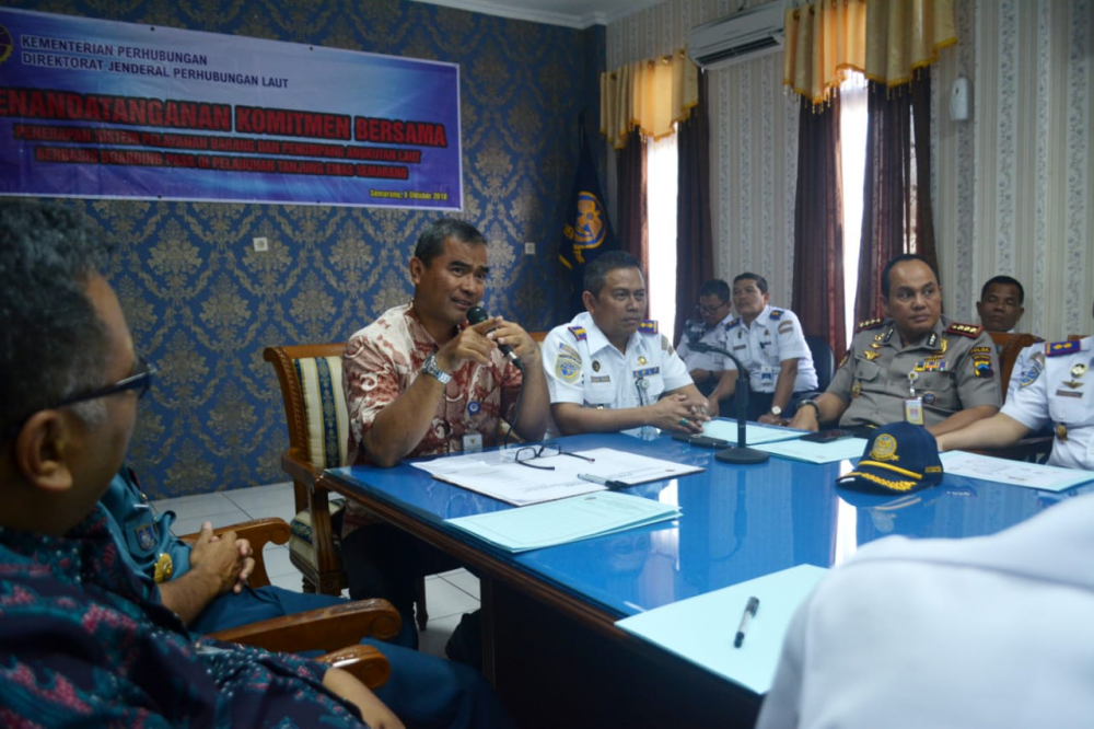 DIRJEN HUBLA, TANJUNG EMAS SEMARANG MENJADI PROYEK PERCONTOHAN PELABUHAN YANG STERIL