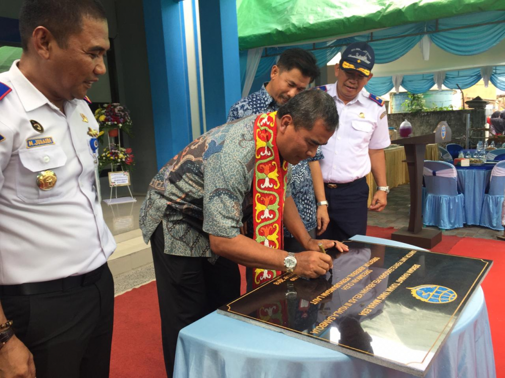 PENINGKATAN PELAYANAN, DIRJEN HUBLA RESMIKAN GEDUNG KANTOR UPP KUALA SAMBOJA