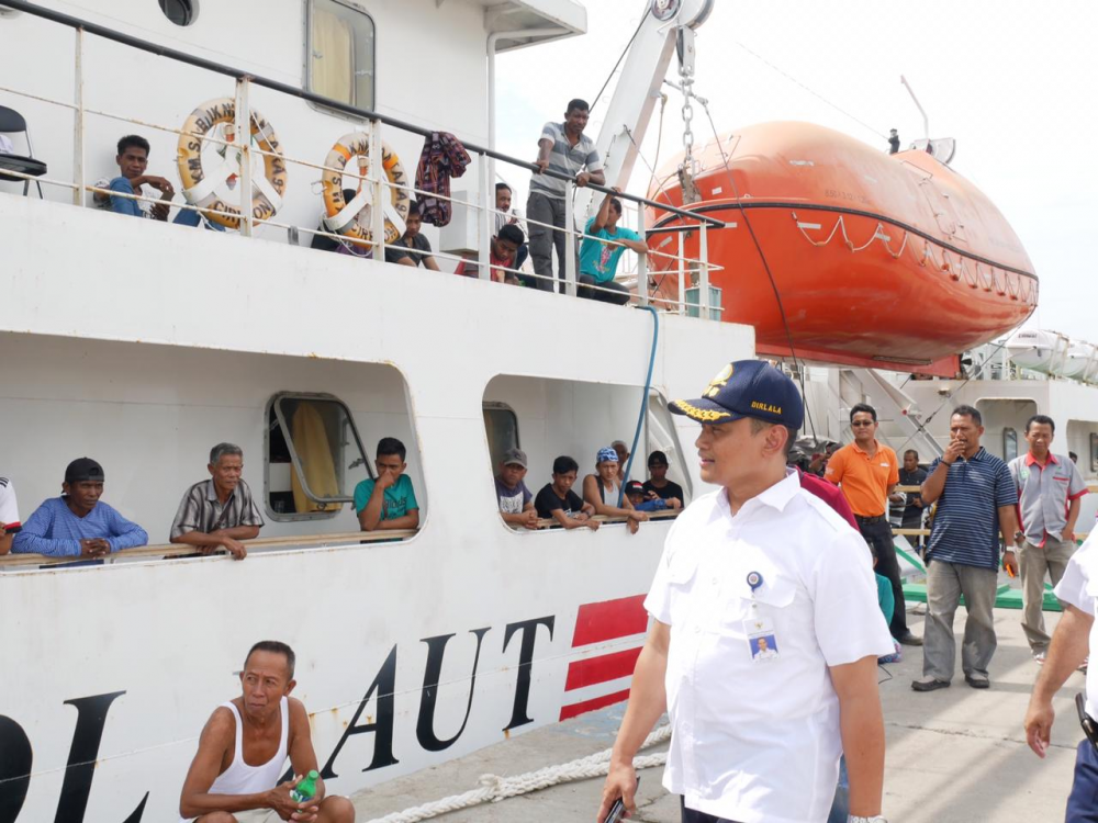 DIREKTUR LALA, ANGKUTAN LAUT NATAL 2018 DAN TAHUN BARU 2019 DI TARAKAN BERJALAN AMAN, SELAMAT, TERTIB DA