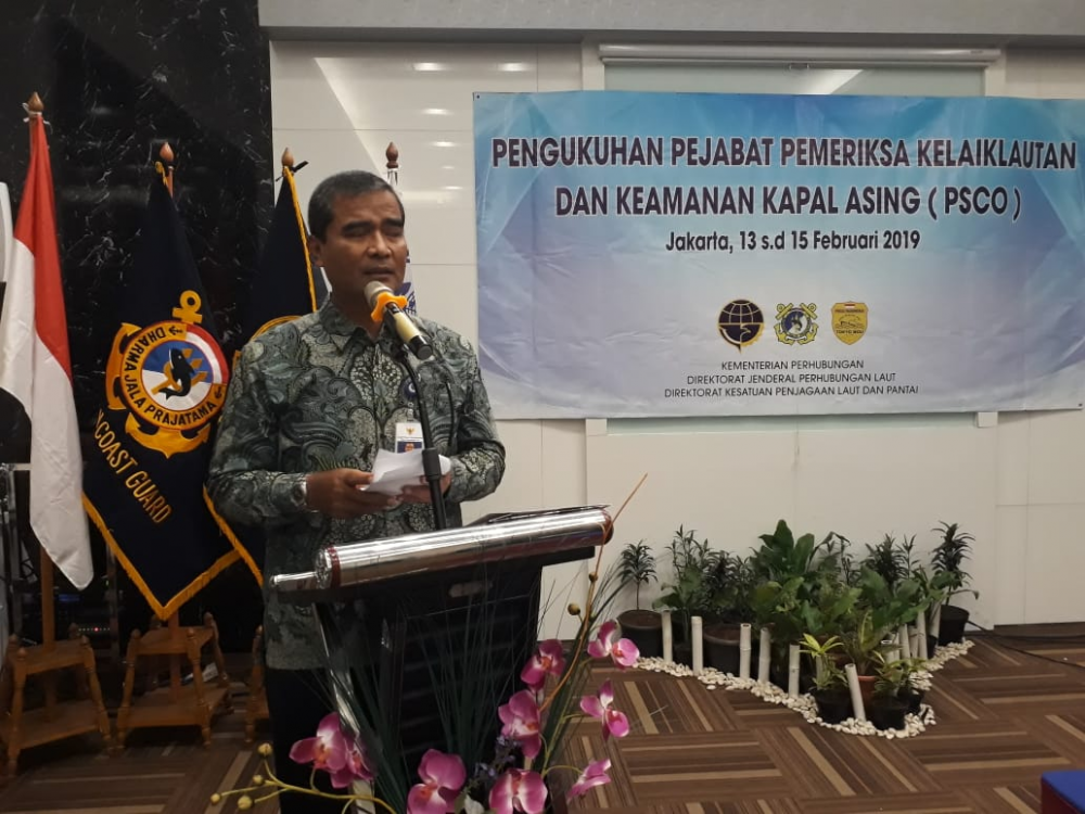 KEMENHUB KUKUHKAN DUA PULUH ORANG PEJABAT PEMERIKSA KELAIKLAUTAN DAN KEAMANAN KAPAL ASING (PORT STATE CO