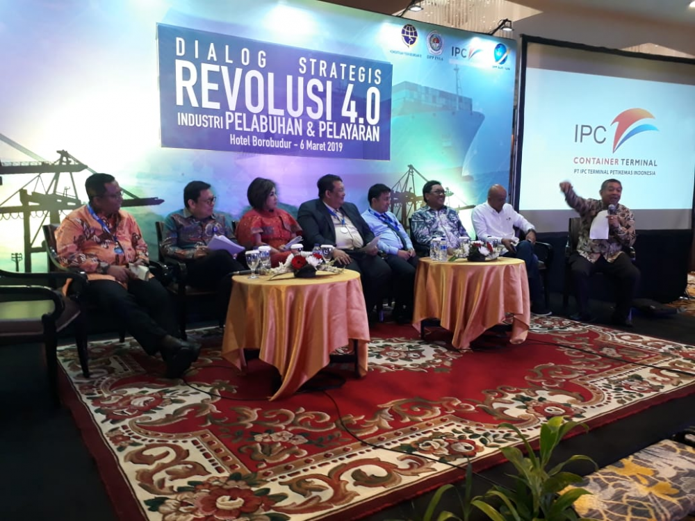 INDUSTRI PELABUHAN DAN PELAYARAN BERSIAP HADAPI REVOLUSI 4.0 06/03/2019