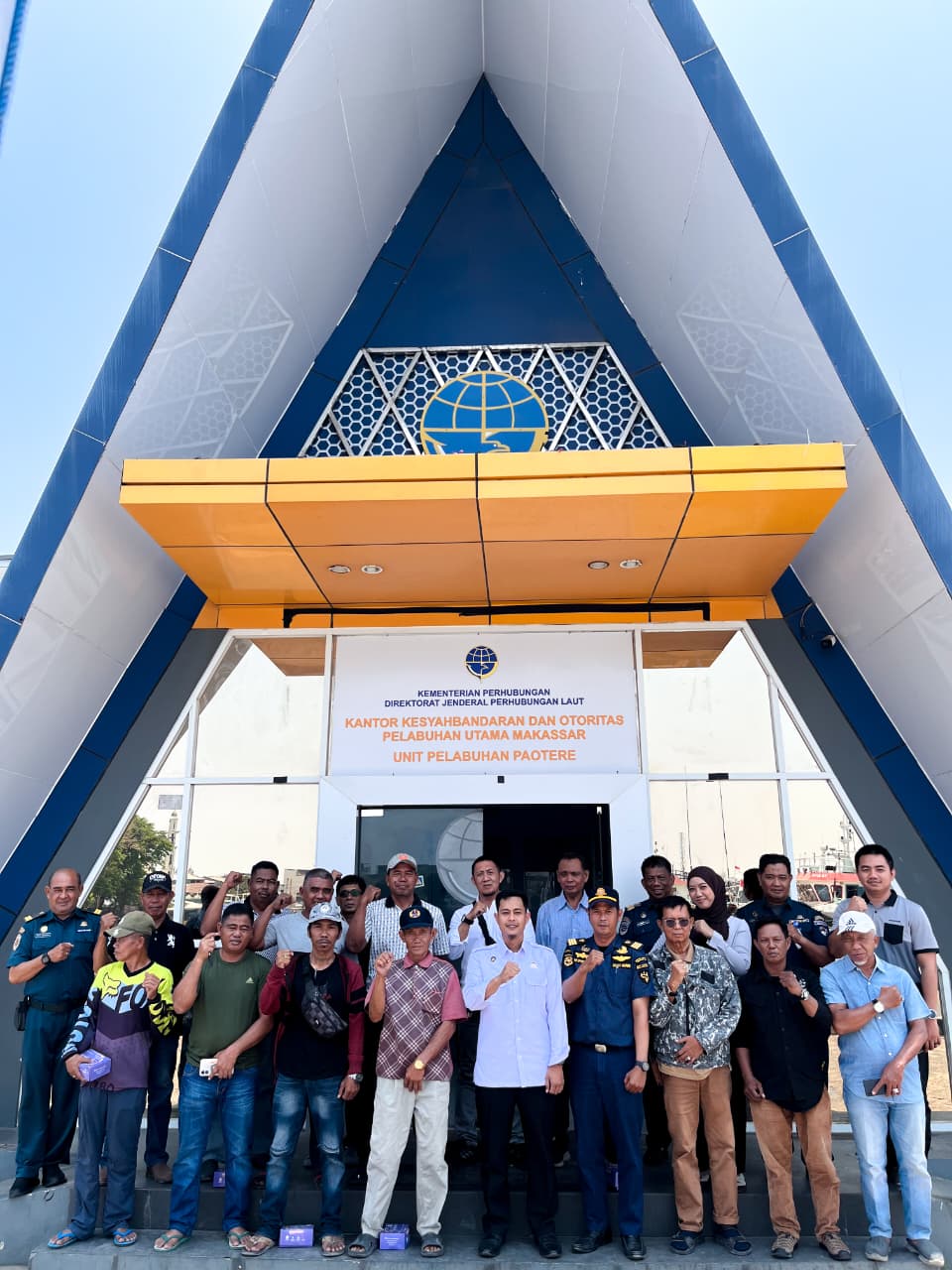 Dari Dermaga Paotere, KSOP Utama Makassar Perkuat Keselamatan Kapal Layar Motor Lewat Sosialisasi Garis Muat