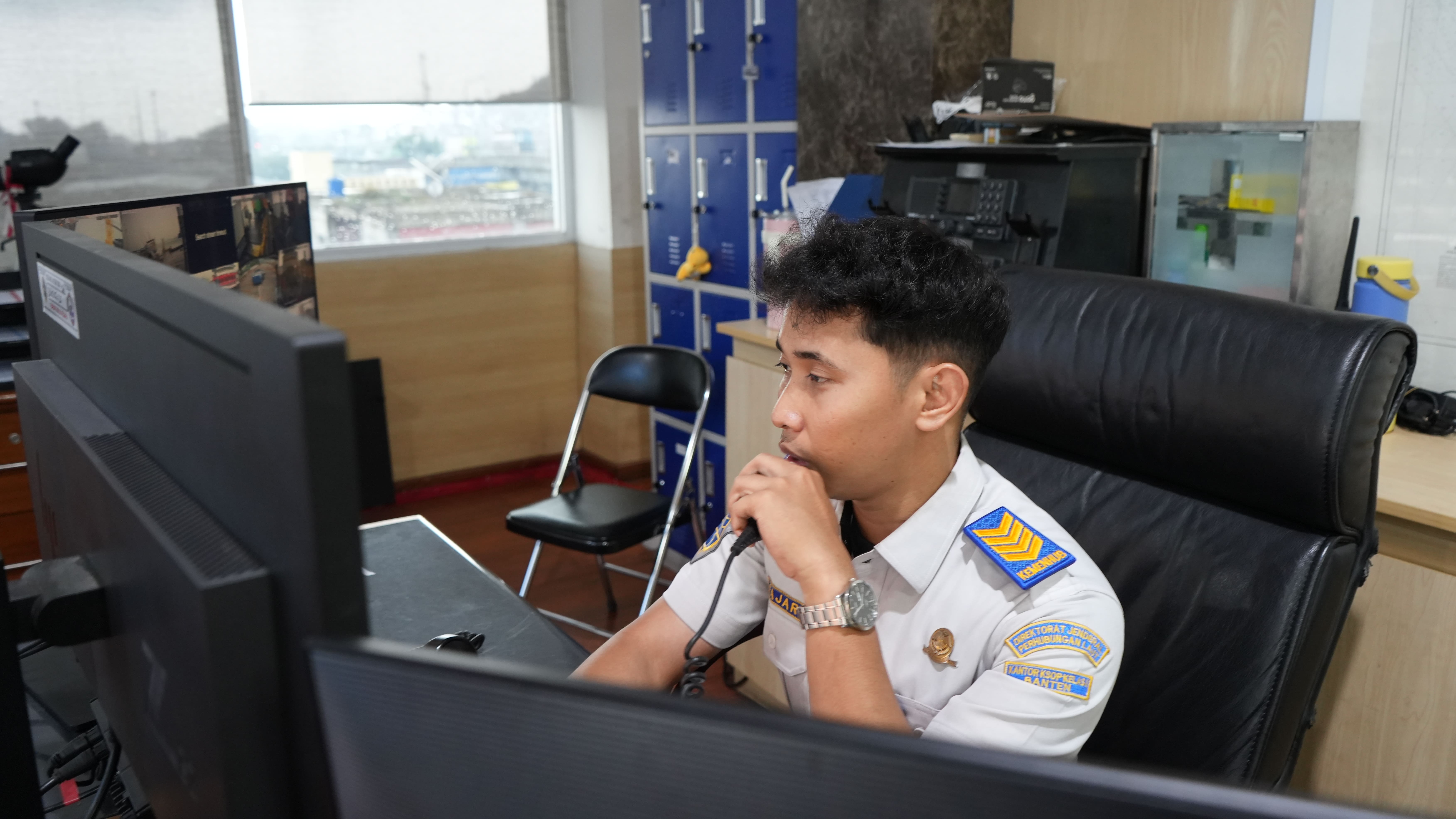 VTS Siaga 24/7, Sebarkan Informasi Keselamatan di Tengah Aktivitas Gunung Anak Krakatau