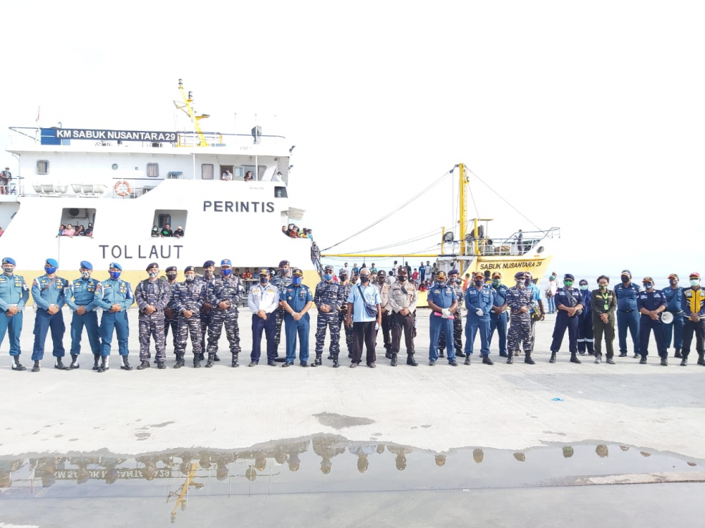 MASA ADAPTASI KEBIASAAN BARU, KEMENHUB PANTAU IMPLEMENTASI SE 12 TAHUN 2020 DI PELABUHAN BIAK