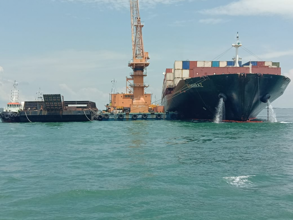 KSOP TANJUNG BALAI KARIMUN PIMPIN UPAYA PENYELAMATAN (SALVAGE) KANDASNYA KAPAL MV. SHAHRAZ
