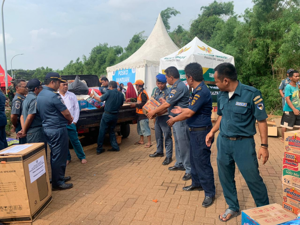 KEMENHUB SALURKAN BANTUAN BAGI KORBAN BANJIR DI KAPUK MUARA