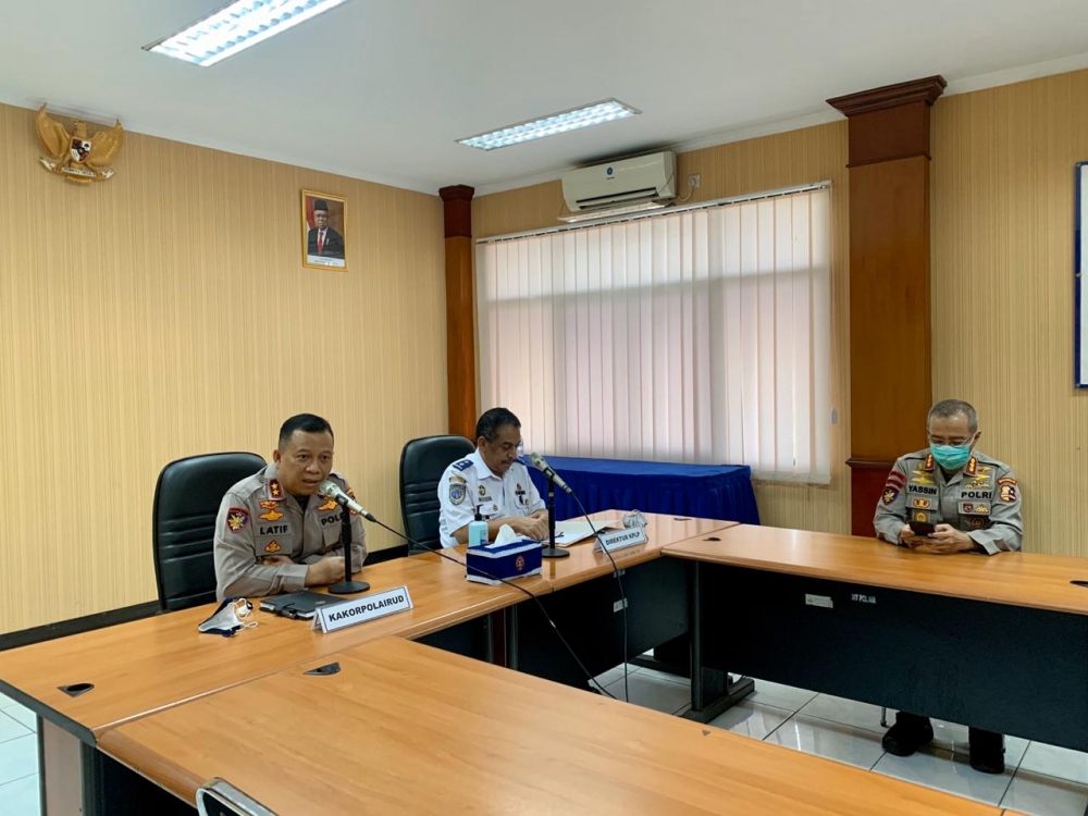 JELANG PEMBERLAKUAN TSS SELAT SUNDA, KPLP GELAR PATROLI KESELAMATAN PELAYARAN TERPADU