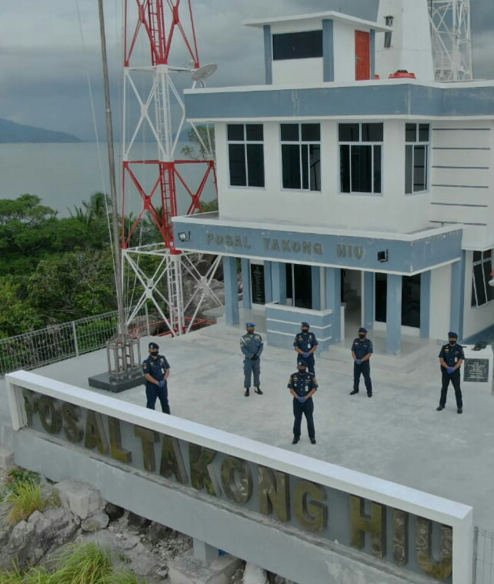 PLP TANJUNG UBAN PATROLI PENGAWASAN DAN PENGAMANAN DI MENARA SUAR PULAU IYU KECIL