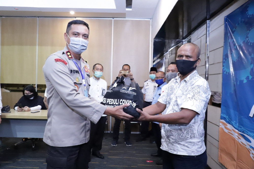 KEMENHUB DAN PELINDO II GELAR AKSI PEDULI COVID-19 DI WILAYAH PELABUHAN TANJUNG PRIOK JAKARTA